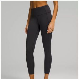 FAST AND FREE HIGH-RISE TIGHT 25" *BRUSHED NULUX. Size 6